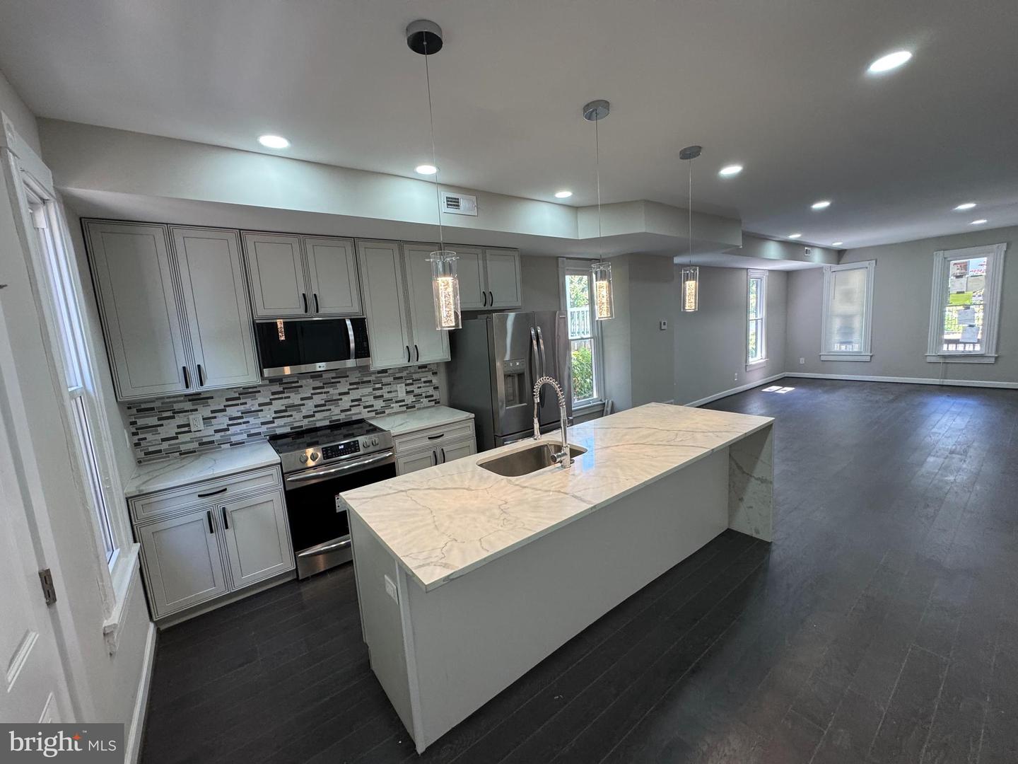 1358 VALLEY PL SE, WASHINGTON, District Of Columbia 20020, 3 Bedrooms Bedrooms, ,2 BathroomsBathrooms,Residential,For sale,1358 VALLEY PL SE,DCDC2202580 MLS # DCDC2202580