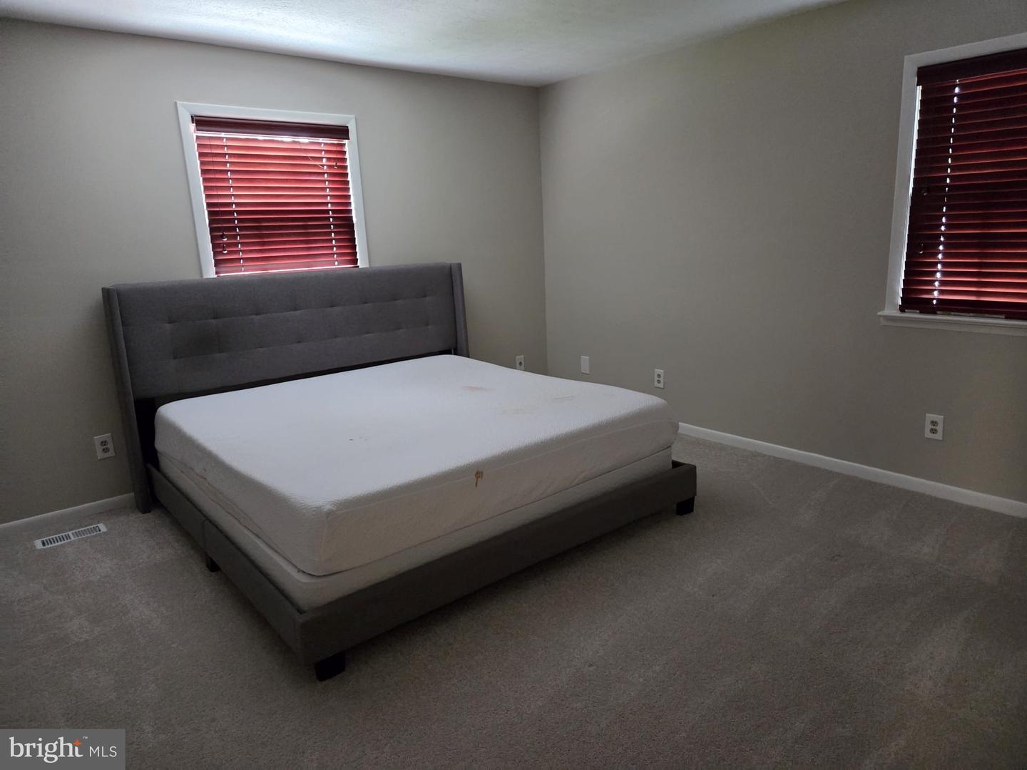 6802 GRAYS MILL RD, WARRENTON, Virginia 20187, 4 Bedrooms Bedrooms, 13 Rooms Rooms,4 BathroomsBathrooms,Residential,For sale,6802 GRAYS MILL RD,VAFQ2016852 MLS # VAFQ2016852