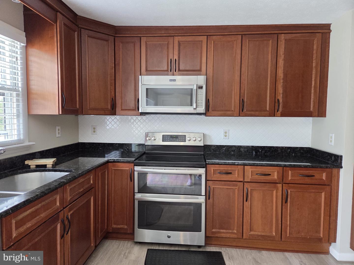 6802 GRAYS MILL RD, WARRENTON, Virginia 20187, 4 Bedrooms Bedrooms, 13 Rooms Rooms,4 BathroomsBathrooms,Residential,For sale,6802 GRAYS MILL RD,VAFQ2016852 MLS # VAFQ2016852