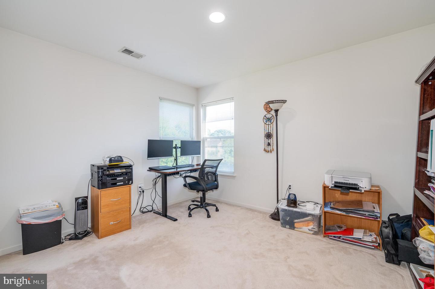2410 DAKOTA LAKES DR, HERNDON, Virginia 20171, 5 Bedrooms Bedrooms, ,3 BathroomsBathrooms,Residential,For sale,2410 DAKOTA LAKES DR,VAFX2244472 MLS # VAFX2244472
