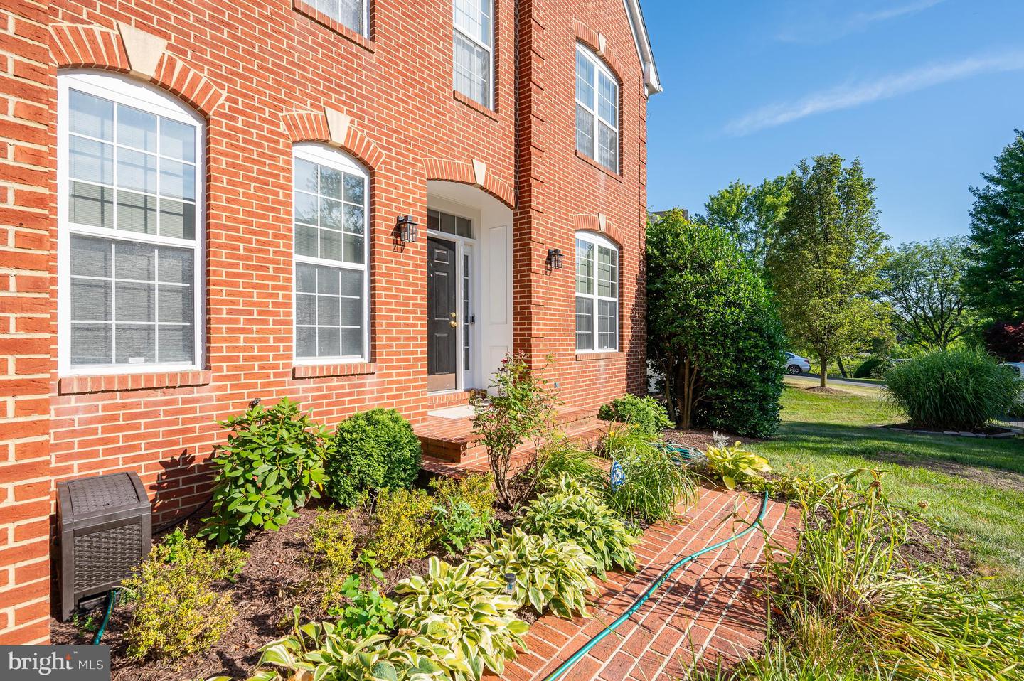 2410 DAKOTA LAKES DR, HERNDON, Virginia 20171, 5 Bedrooms Bedrooms, ,3 BathroomsBathrooms,Residential,For sale,2410 DAKOTA LAKES DR,VAFX2244472 MLS # VAFX2244472