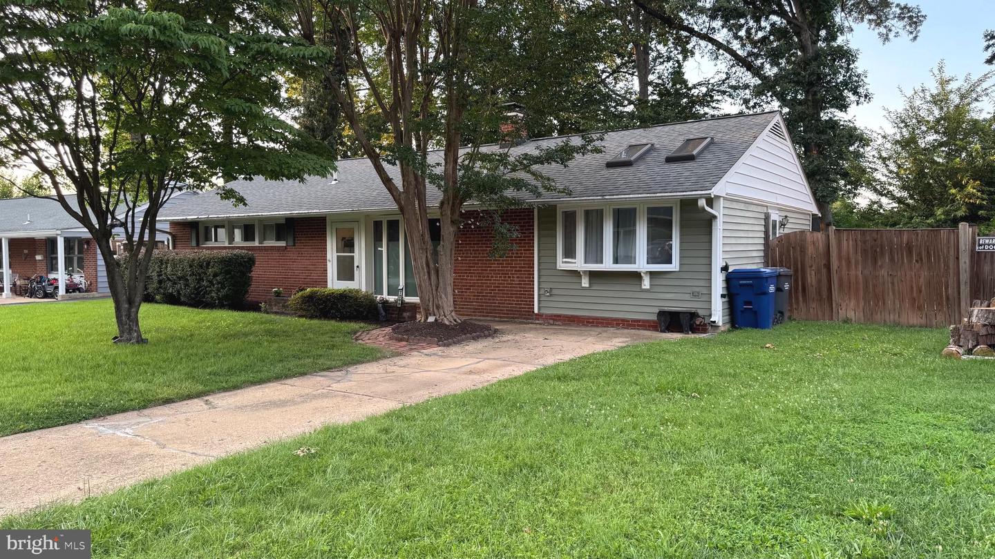 7209 HALIFAX PL, SPRINGFIELD, Virginia 22150, 3 Bedrooms Bedrooms, ,1 BathroomBathrooms,Residential,For sale,7209 HALIFAX PL,VAFX2245220 MLS # VAFX2245220