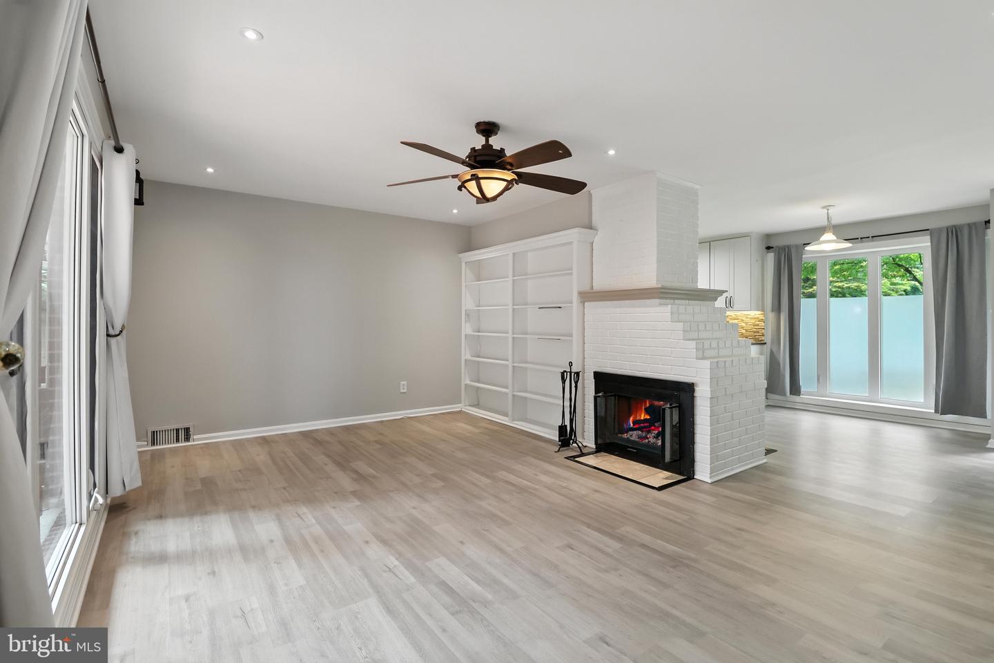 7209 HALIFAX PL, SPRINGFIELD, Virginia 22150, 3 Bedrooms Bedrooms, ,1 BathroomBathrooms,Residential,For sale,7209 HALIFAX PL,VAFX2245220 MLS # VAFX2245220