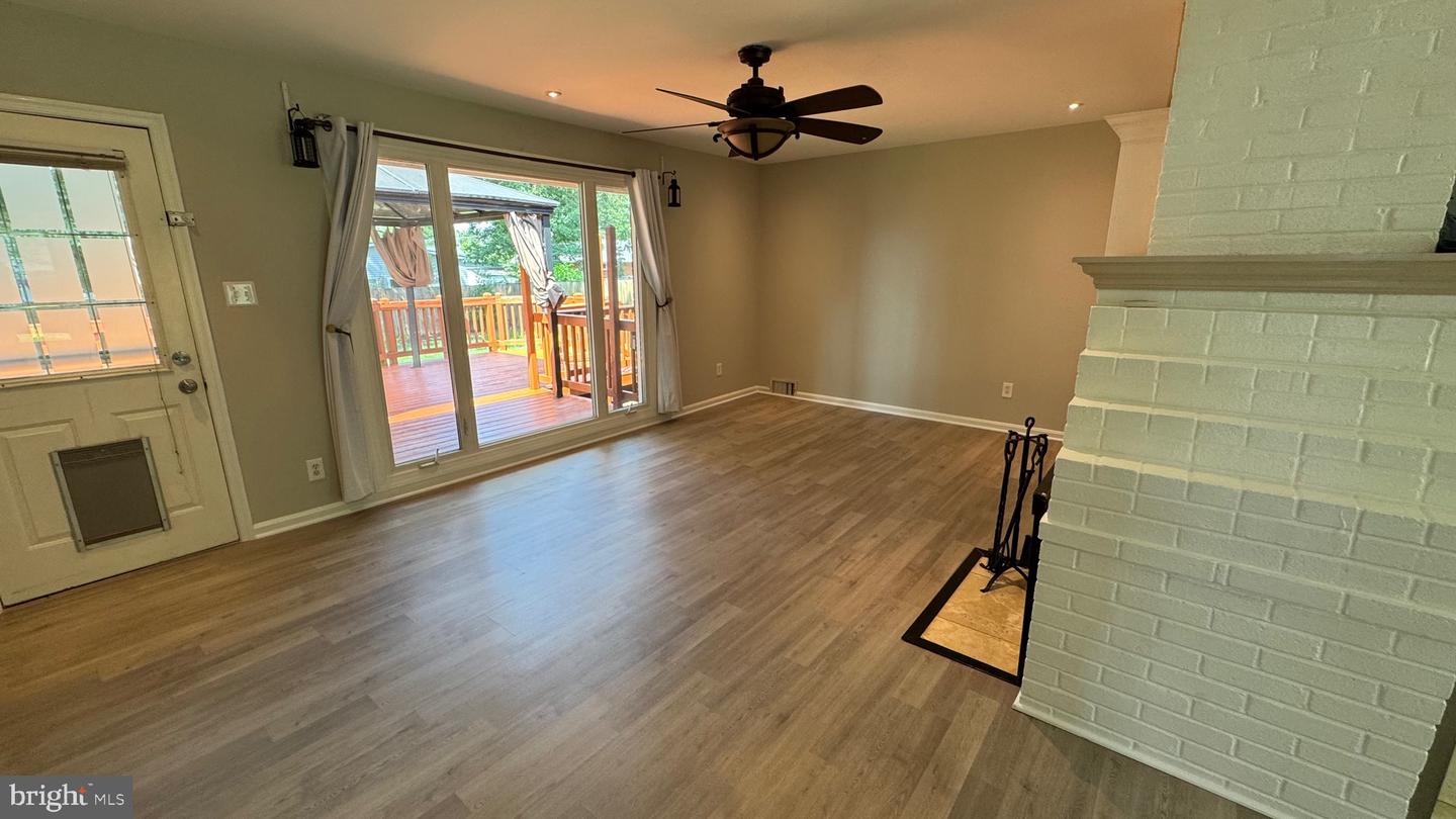 7209 HALIFAX PL, SPRINGFIELD, Virginia 22150, 3 Bedrooms Bedrooms, ,1 BathroomBathrooms,Residential,For sale,7209 HALIFAX PL,VAFX2245220 MLS # VAFX2245220
