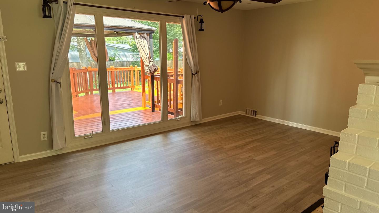 7209 HALIFAX PL, SPRINGFIELD, Virginia 22150, 3 Bedrooms Bedrooms, ,1 BathroomBathrooms,Residential,For sale,7209 HALIFAX PL,VAFX2245220 MLS # VAFX2245220