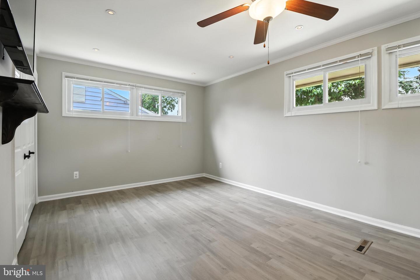 7209 HALIFAX PL, SPRINGFIELD, Virginia 22150, 3 Bedrooms Bedrooms, ,1 BathroomBathrooms,Residential,For sale,7209 HALIFAX PL,VAFX2245220 MLS # VAFX2245220