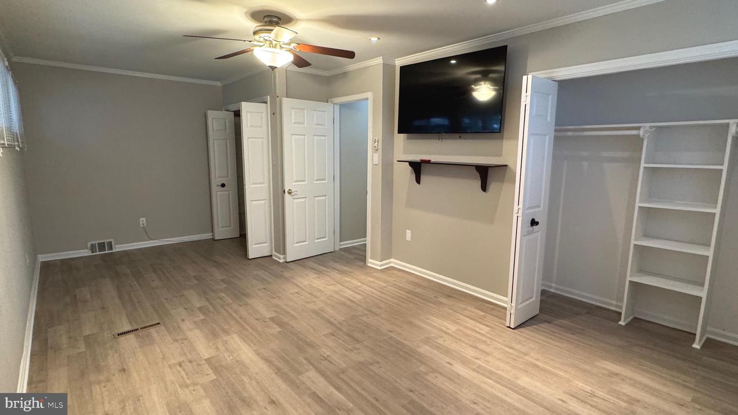 7209 HALIFAX PL, SPRINGFIELD, Virginia 22150, 3 Bedrooms Bedrooms, ,1 BathroomBathrooms,Residential,For sale,7209 HALIFAX PL,VAFX2245220 MLS # VAFX2245220