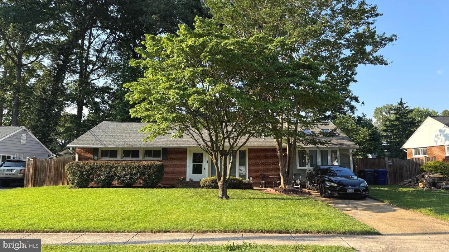 7209 HALIFAX PL, SPRINGFIELD, Virginia 22150, 3 Bedrooms Bedrooms, ,1 BathroomBathrooms,Residential,For sale,7209 HALIFAX PL,VAFX2245220 MLS # VAFX2245220