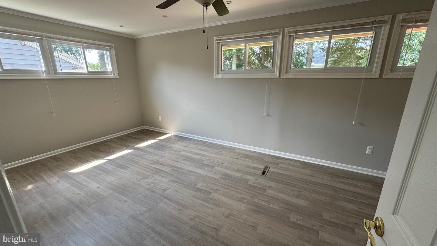 7209 HALIFAX PL, SPRINGFIELD, Virginia 22150, 3 Bedrooms Bedrooms, ,1 BathroomBathrooms,Residential,For sale,7209 HALIFAX PL,VAFX2245220 MLS # VAFX2245220
