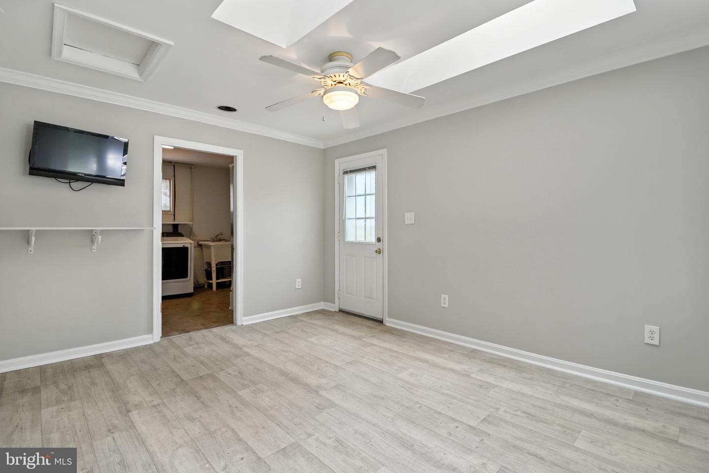 7209 HALIFAX PL, SPRINGFIELD, Virginia 22150, 3 Bedrooms Bedrooms, ,1 BathroomBathrooms,Residential,For sale,7209 HALIFAX PL,VAFX2245220 MLS # VAFX2245220