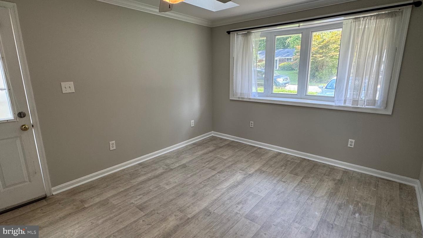 7209 HALIFAX PL, SPRINGFIELD, Virginia 22150, 3 Bedrooms Bedrooms, ,1 BathroomBathrooms,Residential,For sale,7209 HALIFAX PL,VAFX2245220 MLS # VAFX2245220