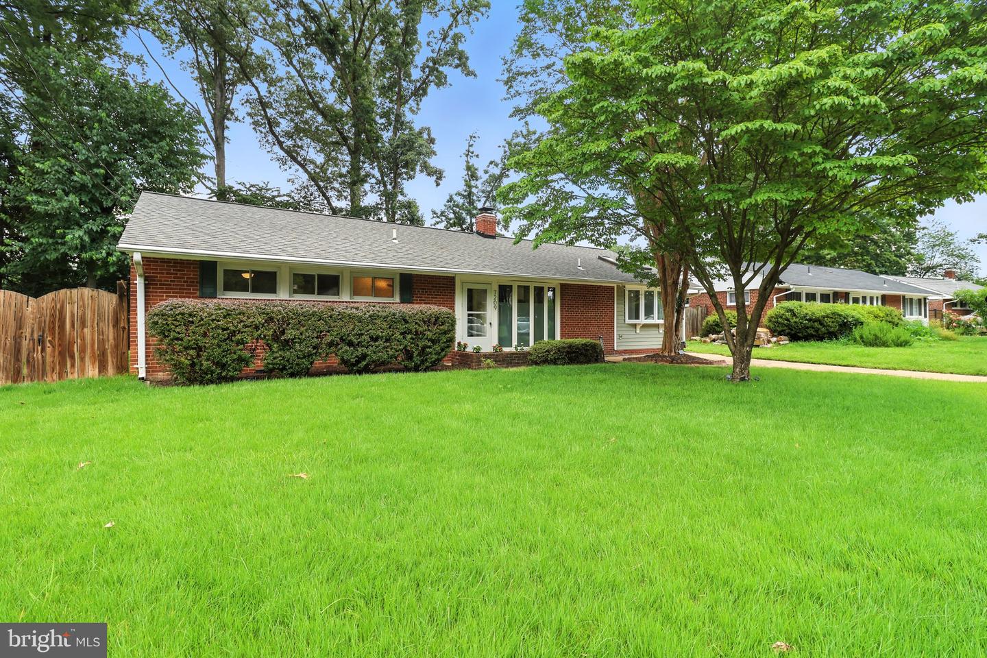 7209 HALIFAX PL, SPRINGFIELD, Virginia 22150, 3 Bedrooms Bedrooms, ,1 BathroomBathrooms,Residential,For sale,7209 HALIFAX PL,VAFX2245220 MLS # VAFX2245220