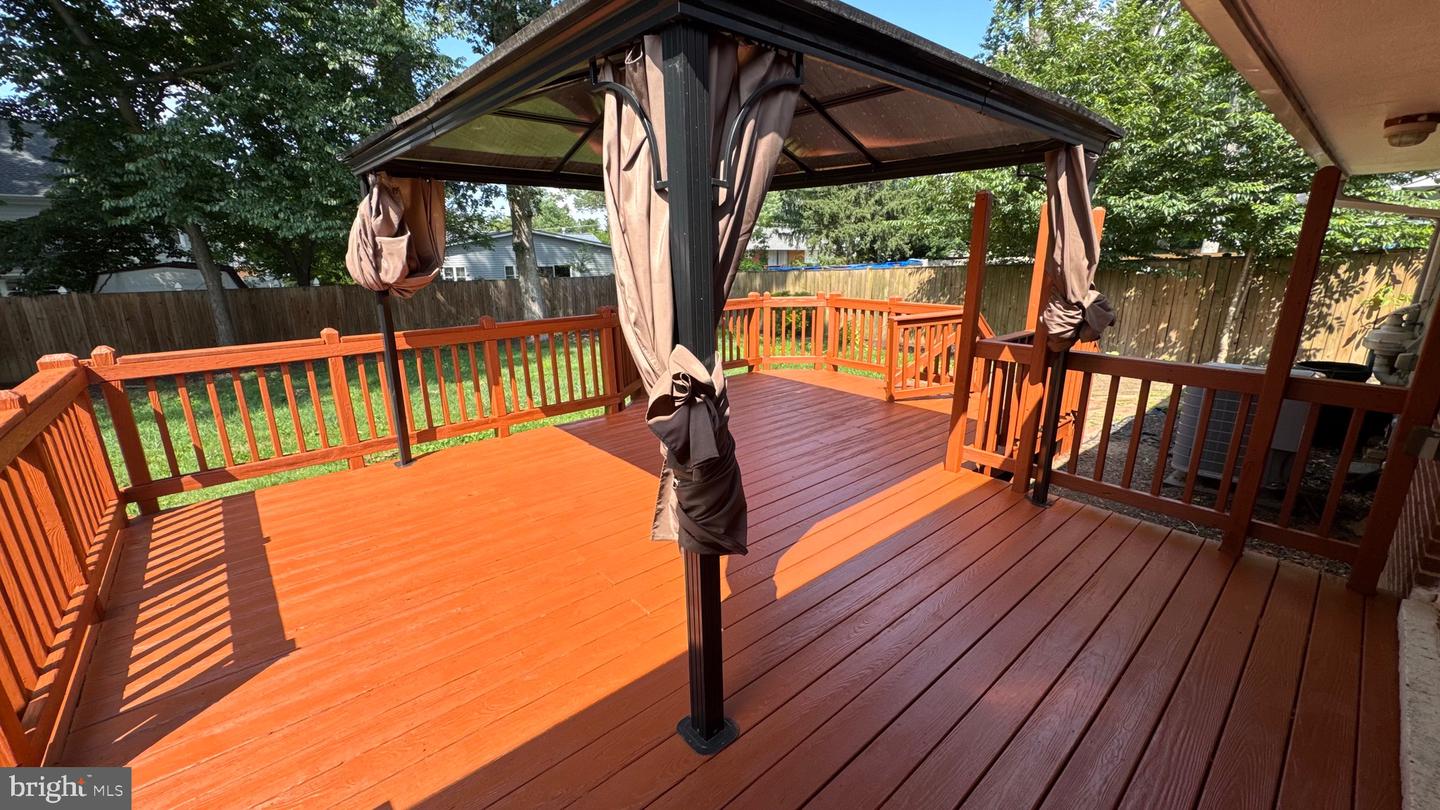 7209 HALIFAX PL, SPRINGFIELD, Virginia 22150, 3 Bedrooms Bedrooms, ,1 BathroomBathrooms,Residential,For sale,7209 HALIFAX PL,VAFX2245220 MLS # VAFX2245220