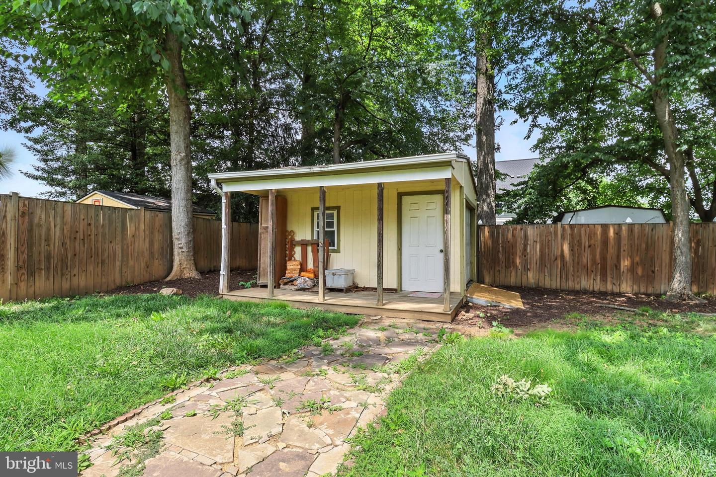 7209 HALIFAX PL, SPRINGFIELD, Virginia 22150, 3 Bedrooms Bedrooms, ,1 BathroomBathrooms,Residential,For sale,7209 HALIFAX PL,VAFX2245220 MLS # VAFX2245220