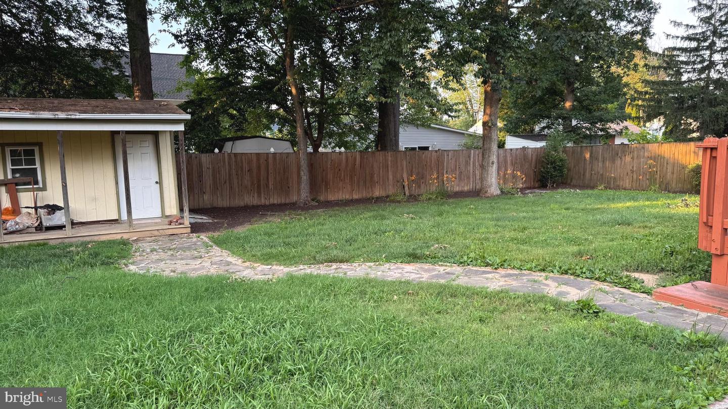7209 HALIFAX PL, SPRINGFIELD, Virginia 22150, 3 Bedrooms Bedrooms, ,1 BathroomBathrooms,Residential,For sale,7209 HALIFAX PL,VAFX2245220 MLS # VAFX2245220