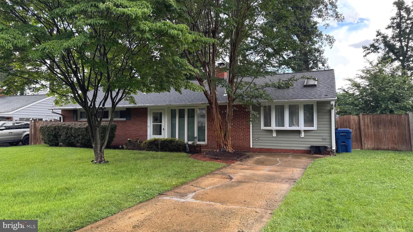 7209 HALIFAX PL, SPRINGFIELD, Virginia 22150, 3 Bedrooms Bedrooms, ,1 BathroomBathrooms,Residential,For sale,7209 HALIFAX PL,VAFX2245220 MLS # VAFX2245220