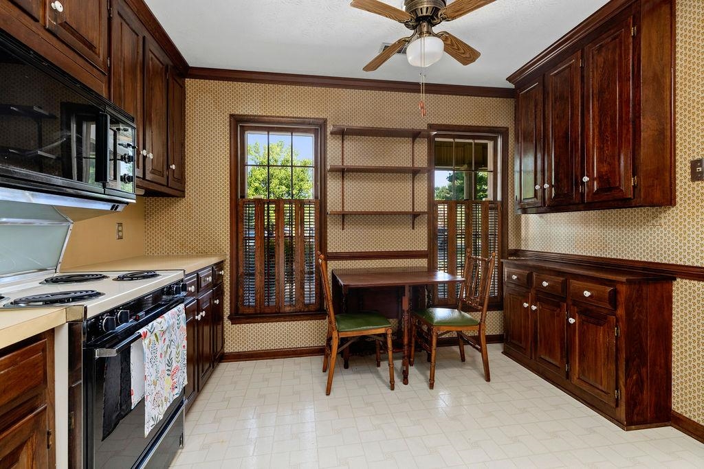 116 PELHAM DR, WAYNESBORO, Virginia 22980, 2 Bedrooms Bedrooms, ,2 BathroomsBathrooms,Residential,Pelham Green Townhouses,116 PELHAM DR,666448 MLS # 666448