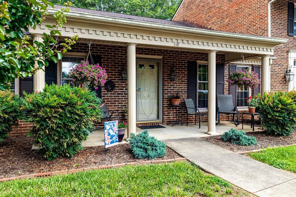 116 PELHAM DR, WAYNESBORO, Virginia 22980, 2 Bedrooms Bedrooms, ,2 BathroomsBathrooms,Residential,Pelham Green Townhouses,116 PELHAM DR,666448 MLS # 666448
