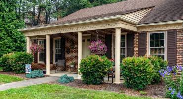 116 PELHAM DR, WAYNESBORO, Virginia 22980, 2 Bedrooms Bedrooms, ,2 BathroomsBathrooms,Residential,Pelham Green Townhouses,116 PELHAM DR,666448 MLS # 666448
