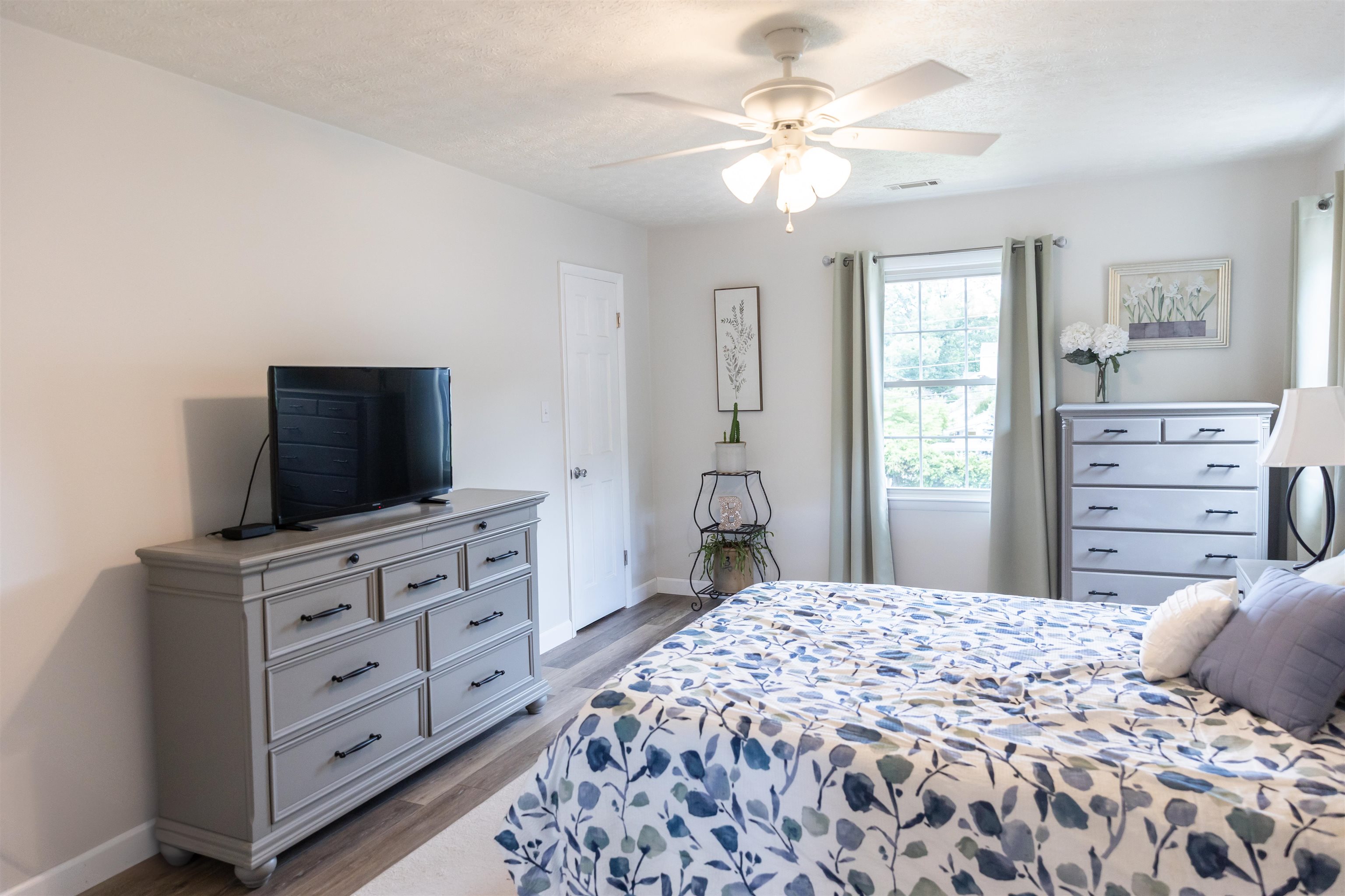1014 E 22ND ST, BUENA VISTA, Virginia 24416, 3 Bedrooms Bedrooms, ,2 BathroomsBathrooms,Residential,1014 E 22ND ST,666451 MLS # 666451