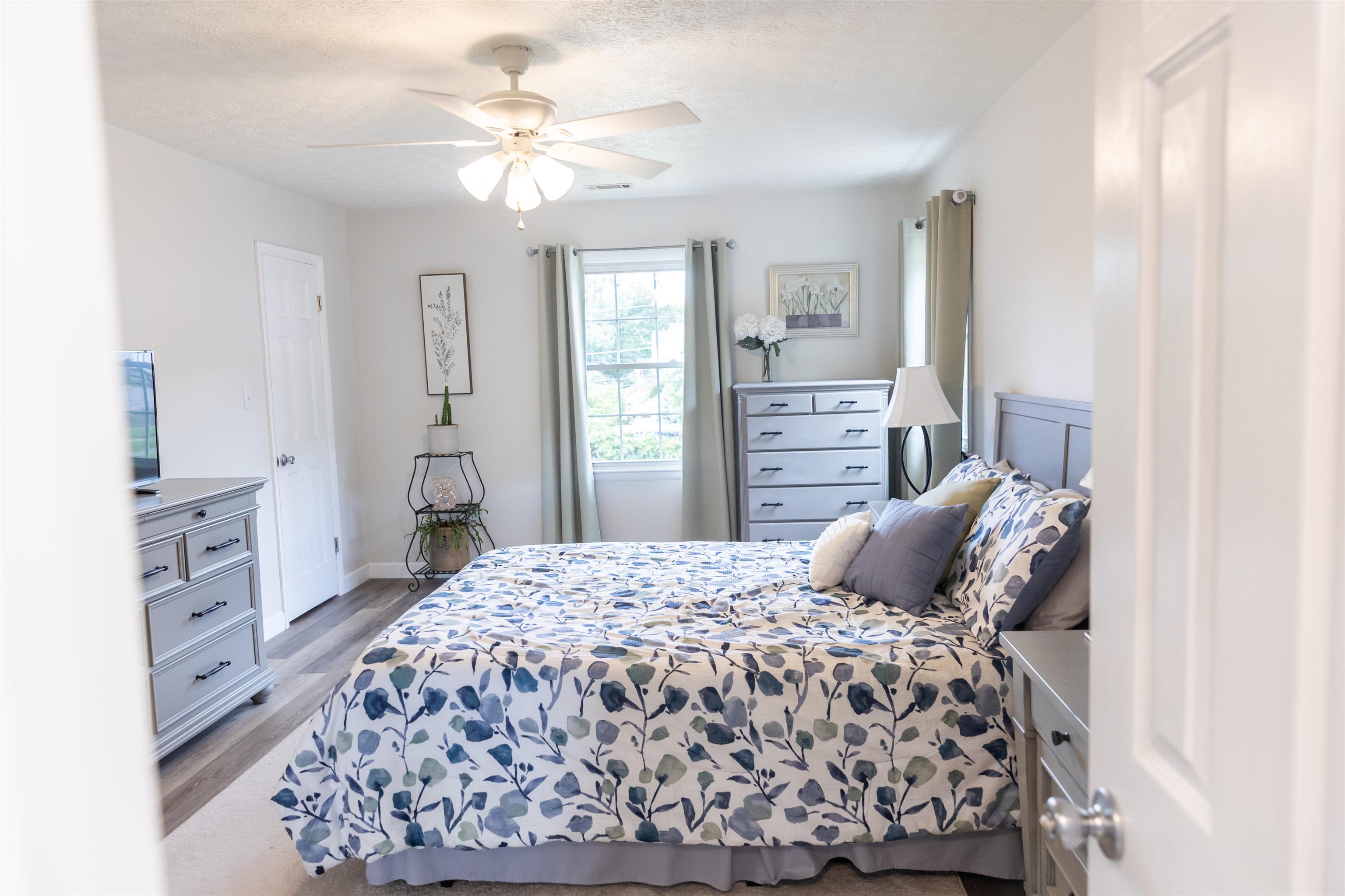 1014 E 22ND ST, BUENA VISTA, Virginia 24416, 3 Bedrooms Bedrooms, ,2 BathroomsBathrooms,Residential,1014 E 22ND ST,666451 MLS # 666451