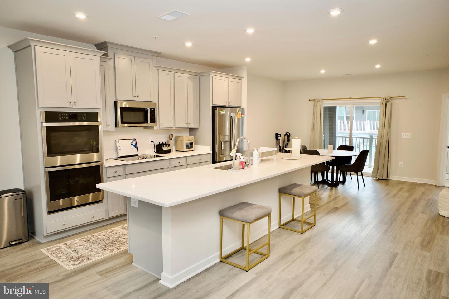 4619 OLIVINE DR, CHANTILLY, Virginia 20151, 3 Bedrooms Bedrooms, 6 Rooms Rooms,2 BathroomsBathrooms,Residential,For sale,4619 OLIVINE DR,VAFX2245520 MLS # VAFX2245520