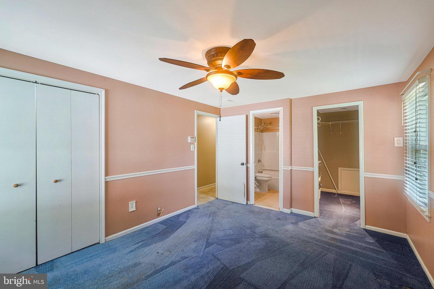 6218 HIDDEN CANYON RD, CENTREVILLE, Virginia 20120, 3 Bedrooms Bedrooms, ,3 BathroomsBathrooms,Residential,For sale,6218 HIDDEN CANYON RD,VAFX2247070 MLS # VAFX2247070