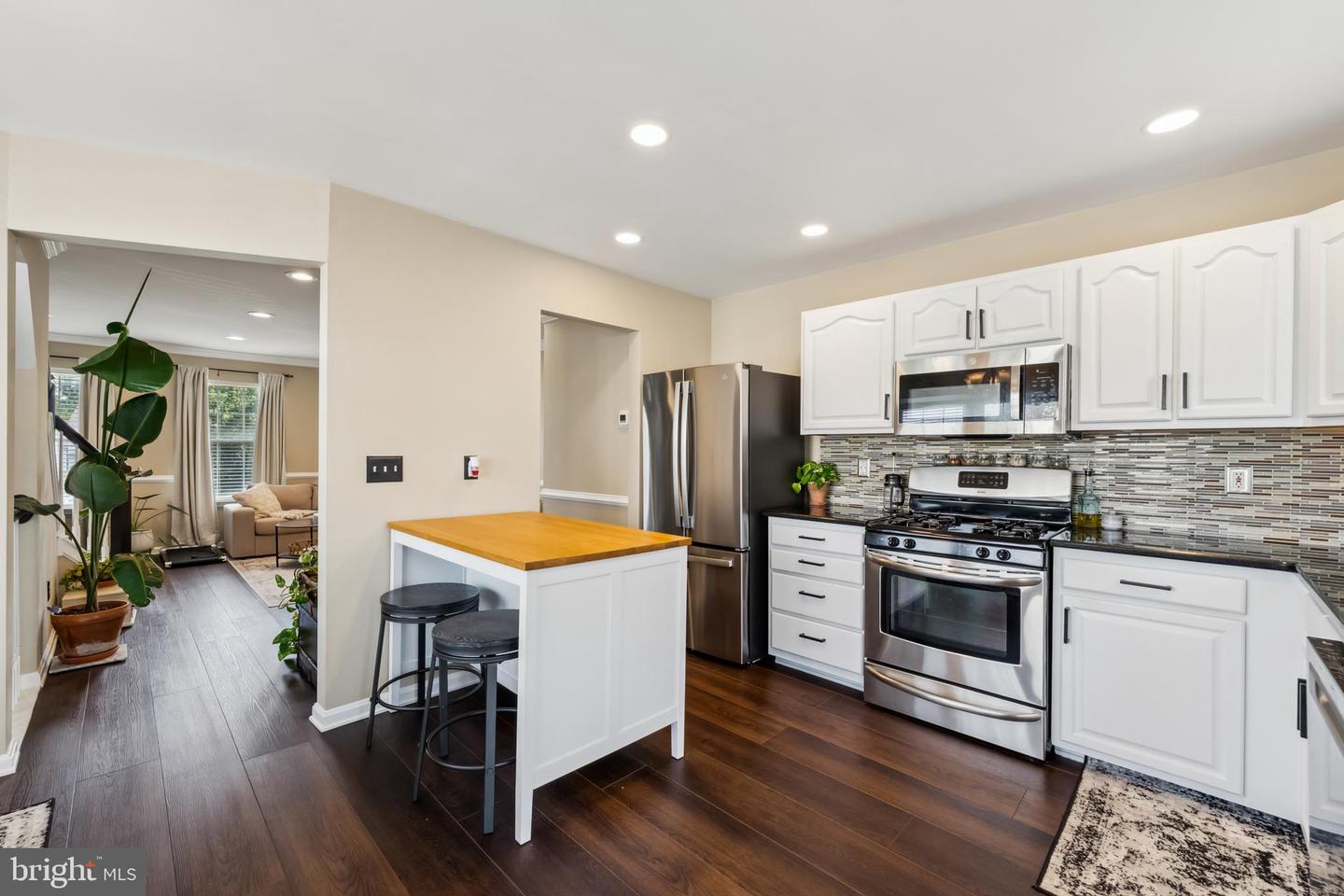 12347 NEWCASTLE LOOP, WOODBRIDGE, Virginia 22192, 3 Bedrooms Bedrooms, ,2 BathroomsBathrooms,Residential,For sale,12347 NEWCASTLE LOOP,VAPW2096962 MLS # VAPW2096962