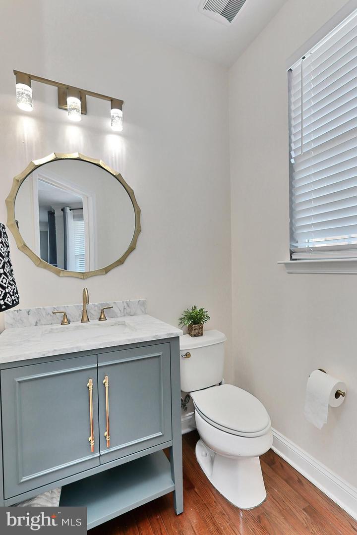 43240 HEAVENLY CIR, LEESBURG, Virginia 20176, 5 Bedrooms Bedrooms, ,3 BathroomsBathrooms,Residential,For sale,43240 HEAVENLY CIR,VALO2099588 MLS # VALO2099588
