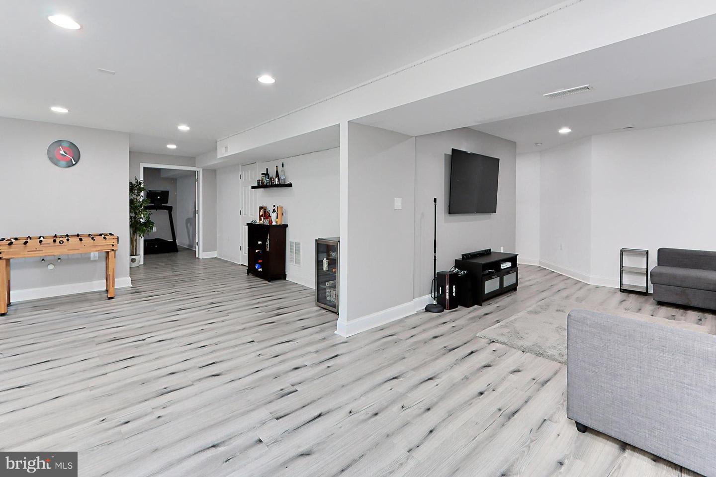 43240 HEAVENLY CIR, LEESBURG, Virginia 20176, 5 Bedrooms Bedrooms, ,3 BathroomsBathrooms,Residential,For sale,43240 HEAVENLY CIR,VALO2099588 MLS # VALO2099588