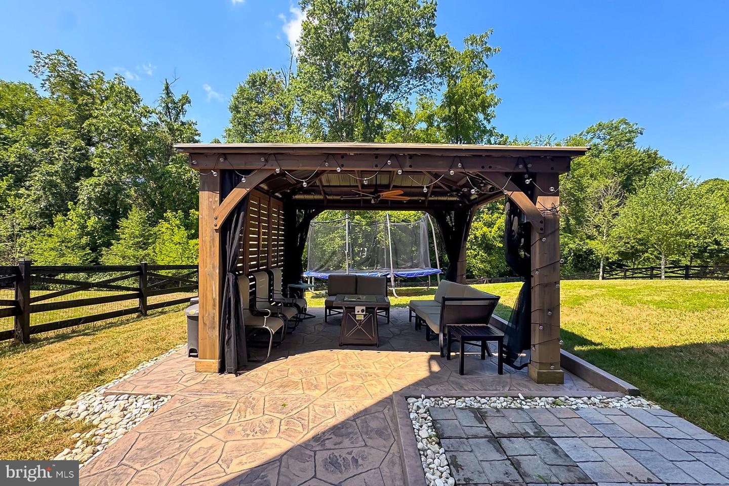 43240 HEAVENLY CIR, LEESBURG, Virginia 20176, 5 Bedrooms Bedrooms, ,3 BathroomsBathrooms,Residential,For sale,43240 HEAVENLY CIR,VALO2099588 MLS # VALO2099588