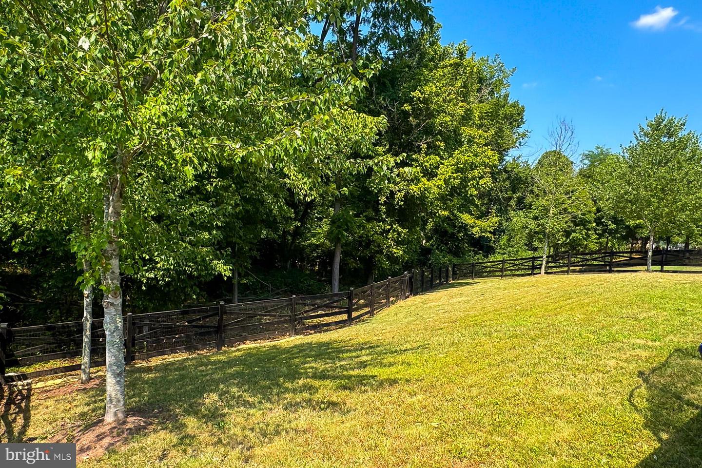 43240 HEAVENLY CIR, LEESBURG, Virginia 20176, 5 Bedrooms Bedrooms, ,3 BathroomsBathrooms,Residential,For sale,43240 HEAVENLY CIR,VALO2099588 MLS # VALO2099588