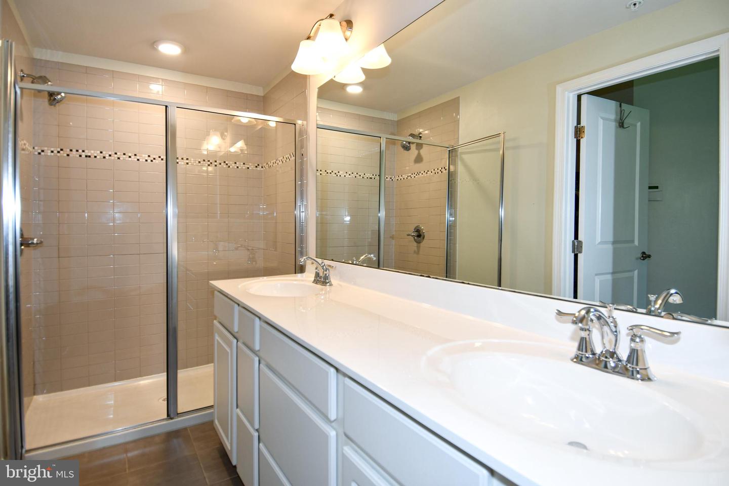 7065 DARBEY KNOLL DR, GAINESVILLE, Virginia 20155, 3 Bedrooms Bedrooms, ,2 BathroomsBathrooms,Residential,For sale,7065 DARBEY KNOLL DR,VAPW2097184 MLS # VAPW2097184