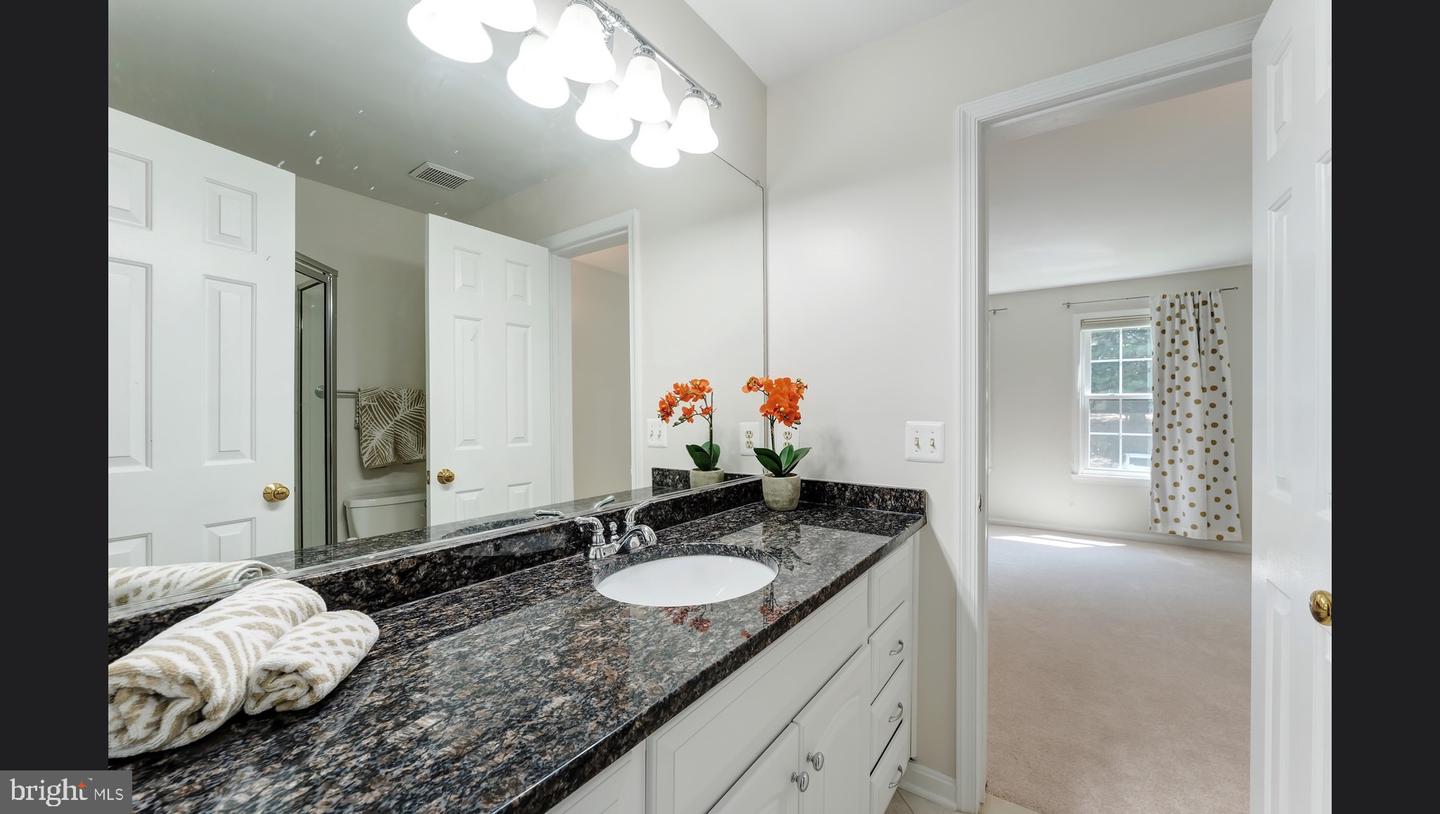 11709-H KARBON HILL CT #609A, RESTON, Virginia 20191, 2 Bedrooms Bedrooms, ,2 BathroomsBathrooms,Residential,For sale,11709-H KARBON HILL CT #609A,VAFX2247838 MLS # VAFX2247838
