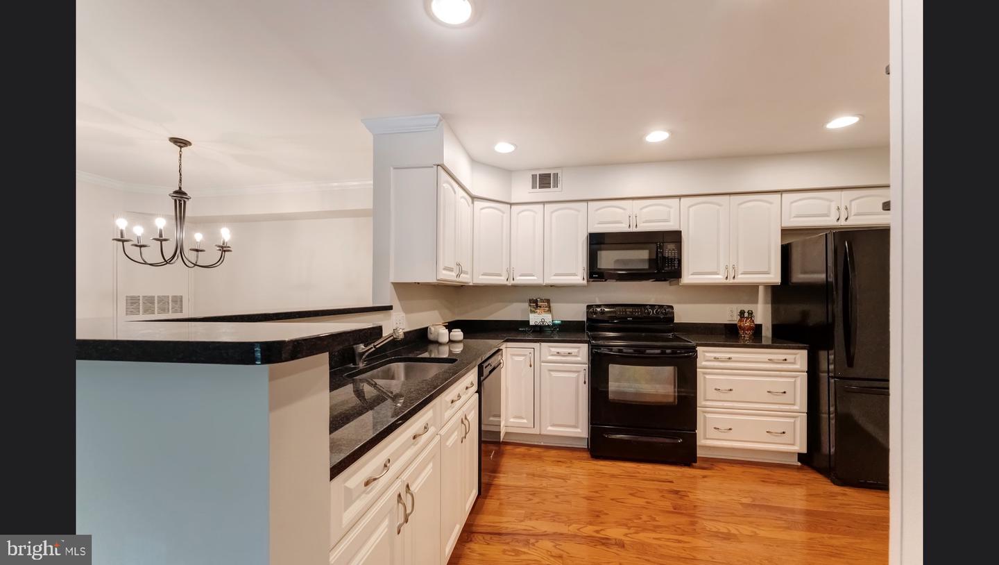 11709-H KARBON HILL CT #609A, RESTON, Virginia 20191, 2 Bedrooms Bedrooms, ,2 BathroomsBathrooms,Residential,For sale,11709-H KARBON HILL CT #609A,VAFX2247838 MLS # VAFX2247838