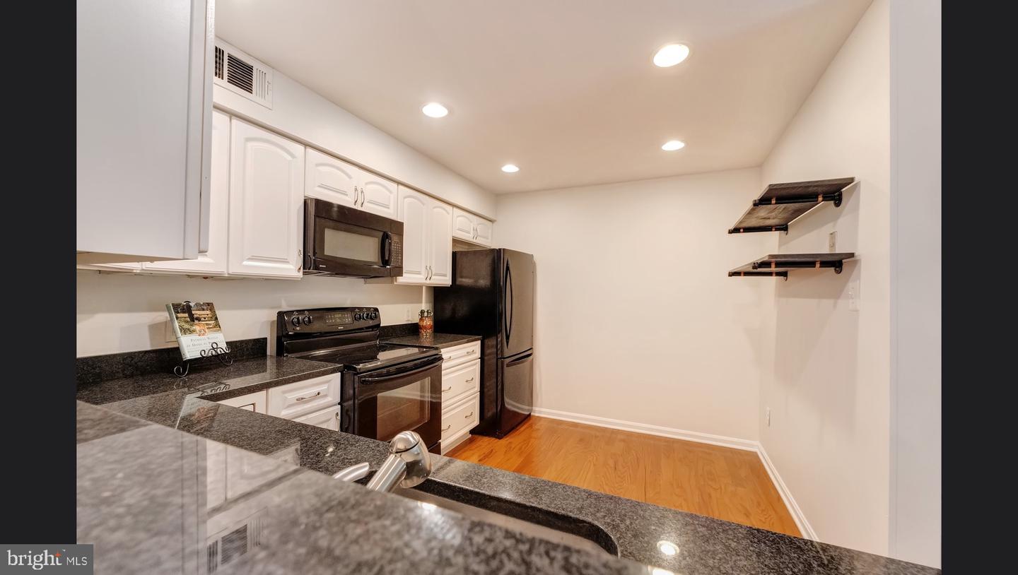11709-H KARBON HILL CT #609A, RESTON, Virginia 20191, 2 Bedrooms Bedrooms, ,2 BathroomsBathrooms,Residential,For sale,11709-H KARBON HILL CT #609A,VAFX2247838 MLS # VAFX2247838