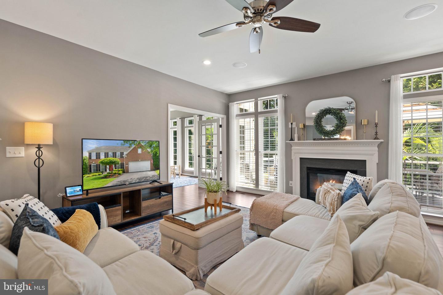 236 PRESTON DR, WARRENTON, Virginia 20186, 6 Bedrooms Bedrooms, ,3 BathroomsBathrooms,Residential,For sale,236 PRESTON DR,VAFQ2017074 MLS # VAFQ2017074