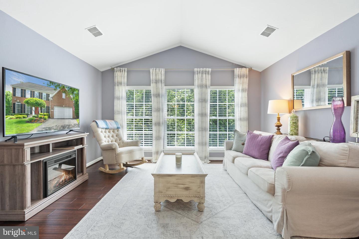 236 PRESTON DR, WARRENTON, Virginia 20186, 6 Bedrooms Bedrooms, ,3 BathroomsBathrooms,Residential,For sale,236 PRESTON DR,VAFQ2017074 MLS # VAFQ2017074