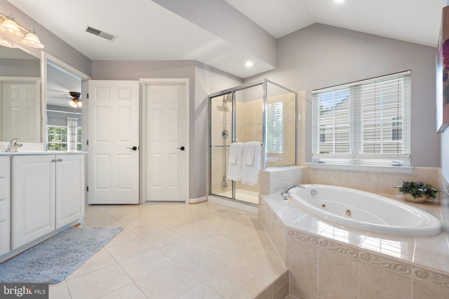 236 PRESTON DR, WARRENTON, Virginia 20186, 6 Bedrooms Bedrooms, ,3 BathroomsBathrooms,Residential,For sale,236 PRESTON DR,VAFQ2017074 MLS # VAFQ2017074
