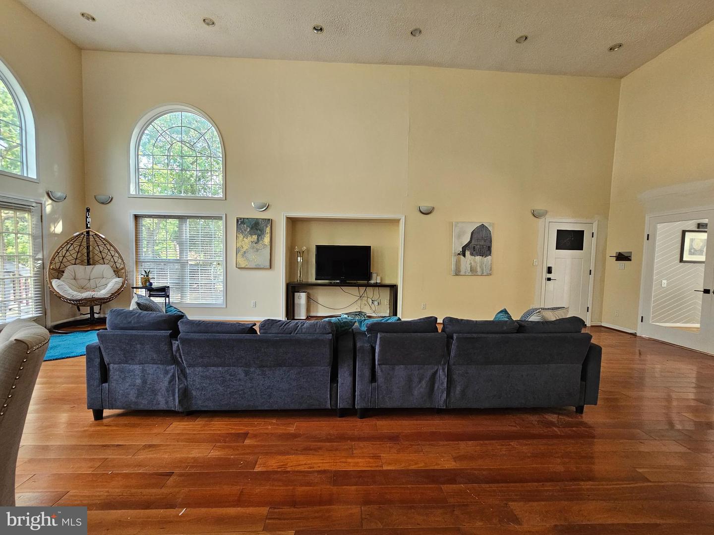 4925 LINCOLN AVE, ALEXANDRIA, Virginia 22312, 5 Bedrooms Bedrooms, ,4 BathroomsBathrooms,Residential,For sale,4925 LINCOLN AVE,VAFX2248132 MLS # VAFX2248132