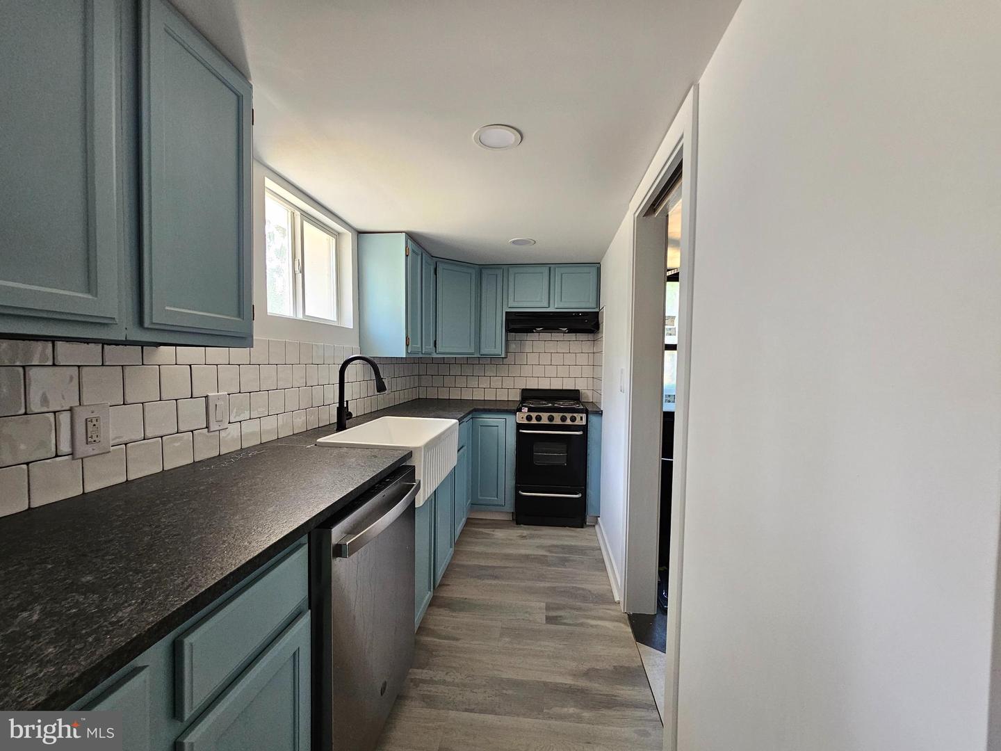 4925 LINCOLN AVE, ALEXANDRIA, Virginia 22312, 5 Bedrooms Bedrooms, ,4 BathroomsBathrooms,Residential,For sale,4925 LINCOLN AVE,VAFX2248132 MLS # VAFX2248132