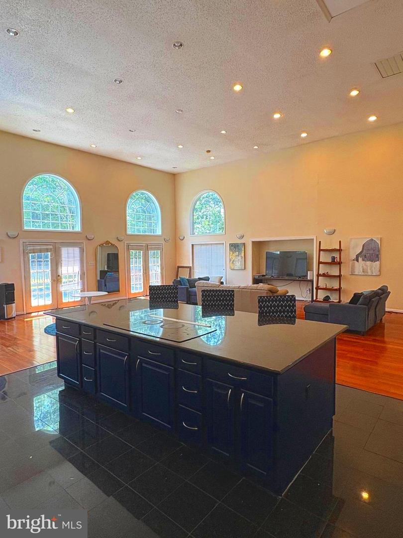 4925 LINCOLN AVE, ALEXANDRIA, Virginia 22312, 5 Bedrooms Bedrooms, ,4 BathroomsBathrooms,Residential,For sale,4925 LINCOLN AVE,VAFX2248132 MLS # VAFX2248132