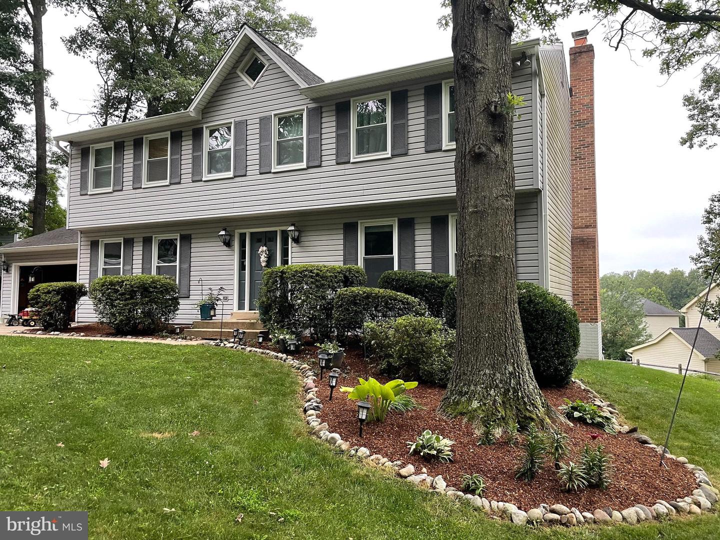 914 BARKER HILL RD, HERNDON, Virginia 20170, 5 Bedrooms Bedrooms, ,3 BathroomsBathrooms,Residential,For sale,914 BARKER HILL RD,VAFX2248384 MLS # VAFX2248384