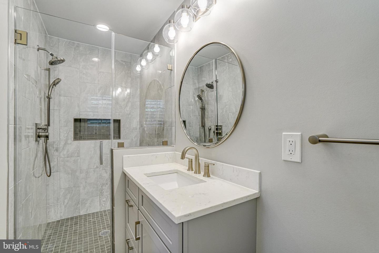 5904 BUSH HILL DR, ALEXANDRIA, Virginia 22310, 5 Bedrooms Bedrooms, ,3 BathroomsBathrooms,Residential,For sale,5904 BUSH HILL DR,VAFX2248830 MLS # VAFX2248830