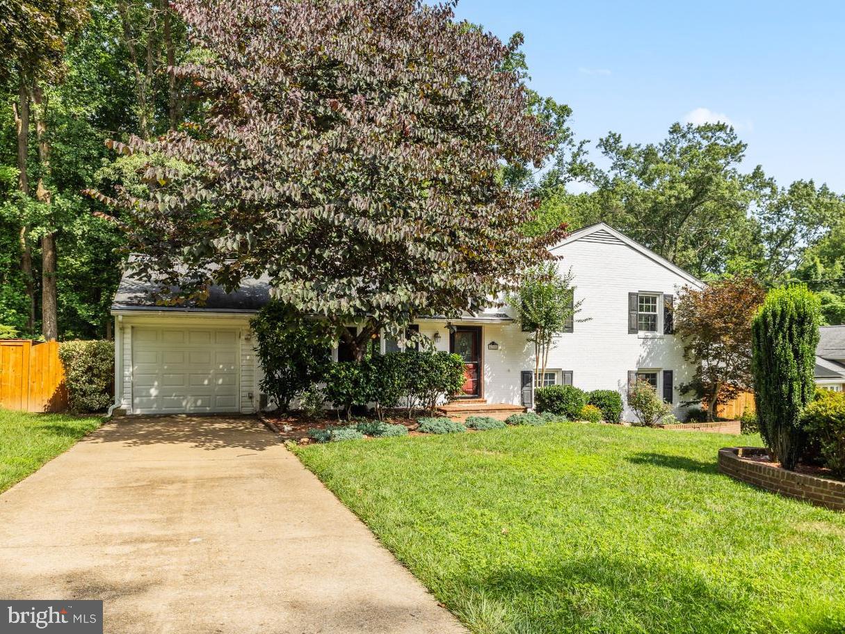 6708 HARWOOD PL, SPRINGFIELD, Virginia 22152, 4 Bedrooms Bedrooms, ,3 BathroomsBathrooms,Residential,For sale,6708 HARWOOD PL,VAFX2248930 MLS # VAFX2248930