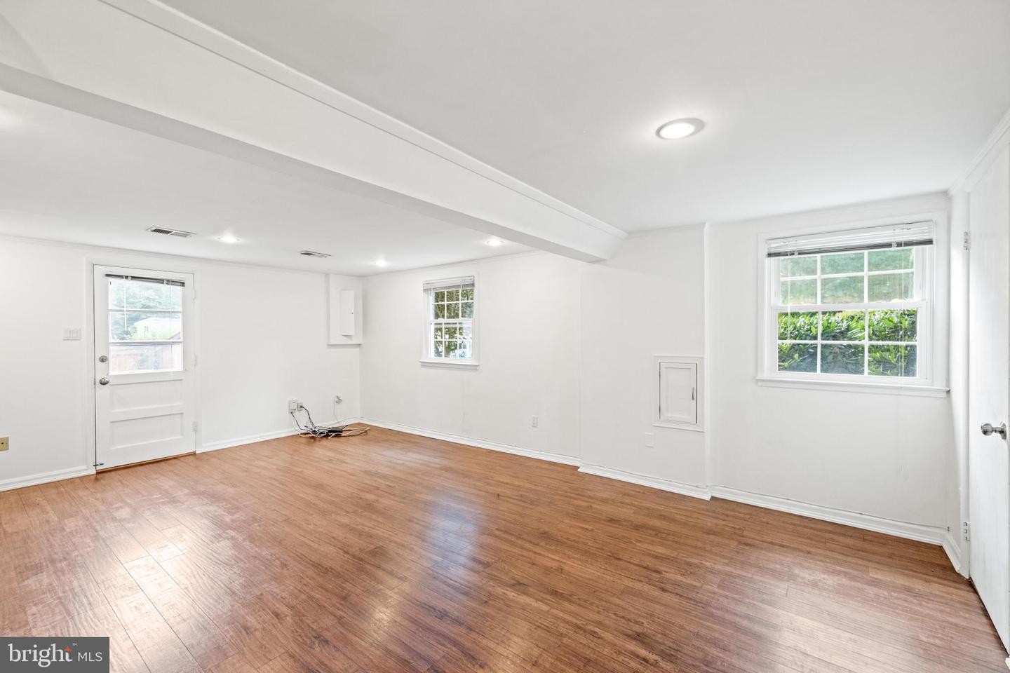 6708 HARWOOD PL, SPRINGFIELD, Virginia 22152, 4 Bedrooms Bedrooms, ,3 BathroomsBathrooms,Residential,For sale,6708 HARWOOD PL,VAFX2248930 MLS # VAFX2248930
