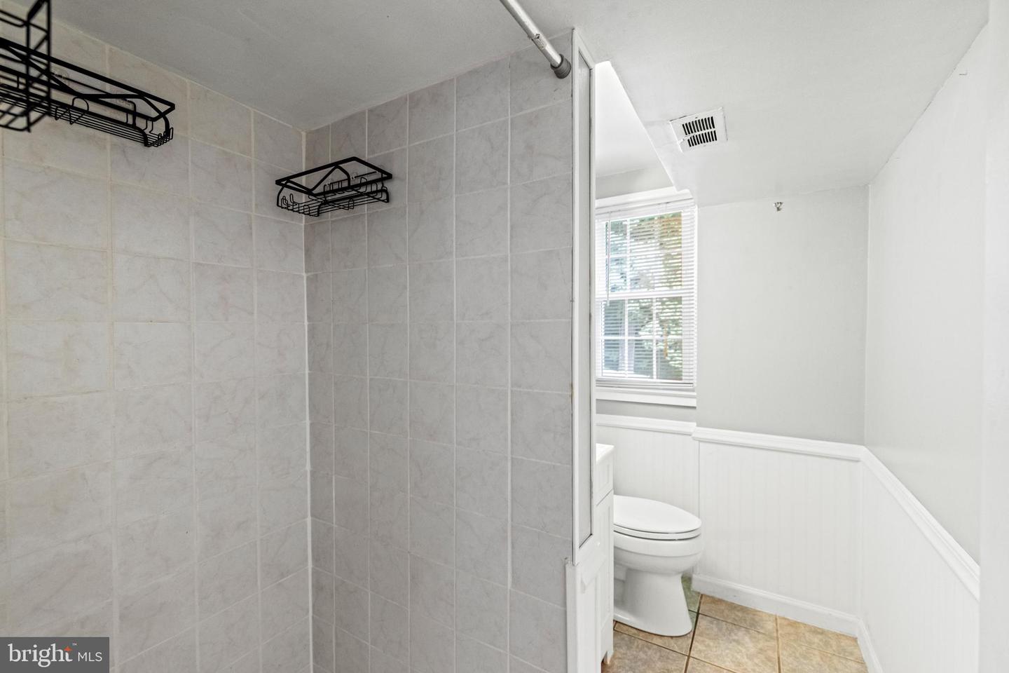 6708 HARWOOD PL, SPRINGFIELD, Virginia 22152, 4 Bedrooms Bedrooms, ,3 BathroomsBathrooms,Residential,For sale,6708 HARWOOD PL,VAFX2248930 MLS # VAFX2248930