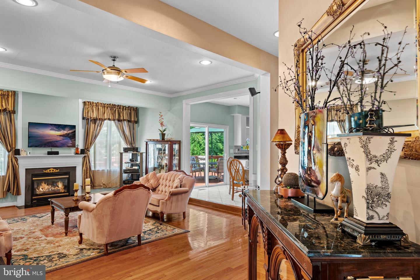 12967 QUEEN CHAPEL RD, WOODBRIDGE, Virginia 22193, 5 Bedrooms Bedrooms, ,3 BathroomsBathrooms,Residential,For sale,12967 QUEEN CHAPEL RD,VAPW2097494 MLS # VAPW2097494