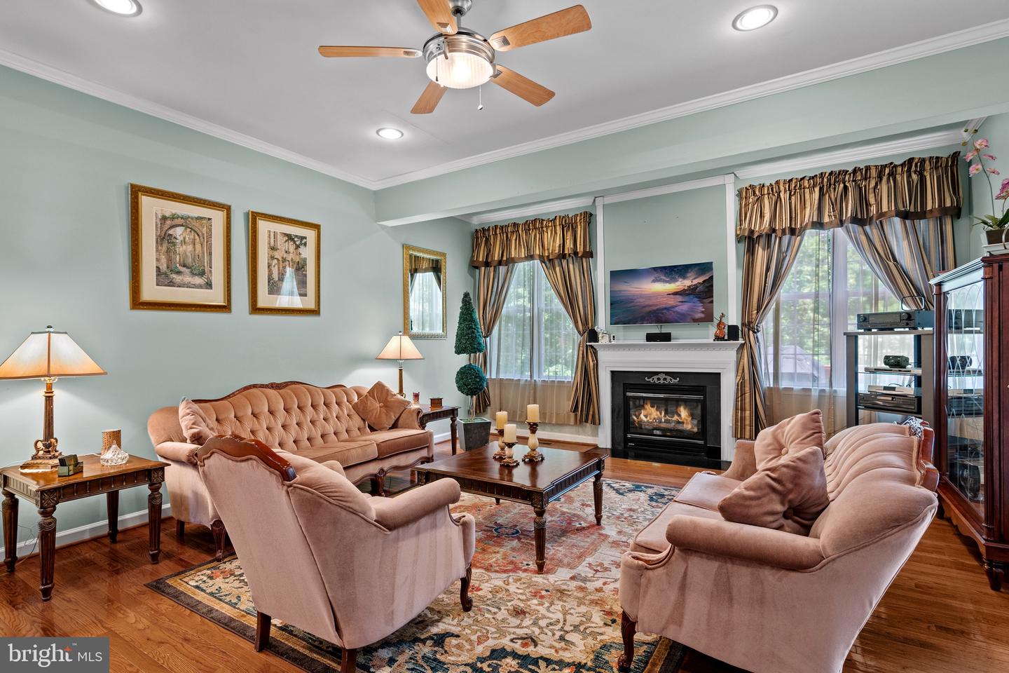 12967 QUEEN CHAPEL RD, WOODBRIDGE, Virginia 22193, 5 Bedrooms Bedrooms, ,3 BathroomsBathrooms,Residential,For sale,12967 QUEEN CHAPEL RD,VAPW2097494 MLS # VAPW2097494