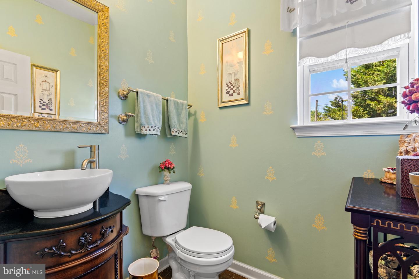 12967 QUEEN CHAPEL RD, WOODBRIDGE, Virginia 22193, 5 Bedrooms Bedrooms, ,3 BathroomsBathrooms,Residential,For sale,12967 QUEEN CHAPEL RD,VAPW2097494 MLS # VAPW2097494